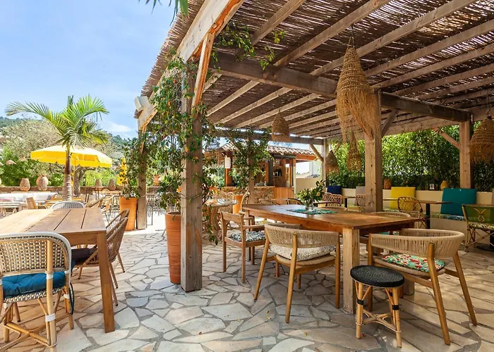 La Piscine Le Lavandou