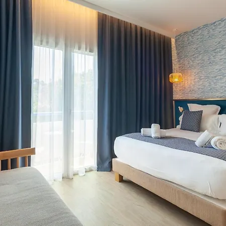 La Piscine 4* Le Lavandou