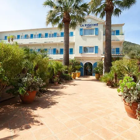 La Piscine Hotel