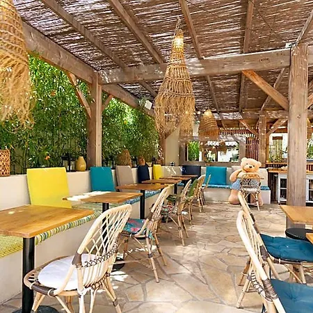 La Piscine Hotel Le Lavandou