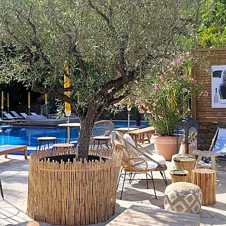 La Piscine 4* Le Lavandou