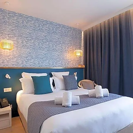 La Piscine Hotel Le Lavandou