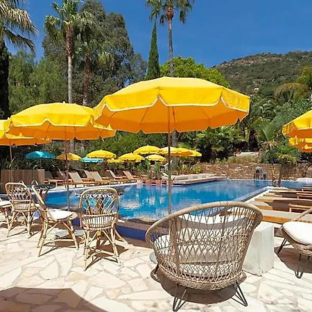 La Piscine 4*