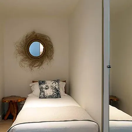 La Piscine Hotel