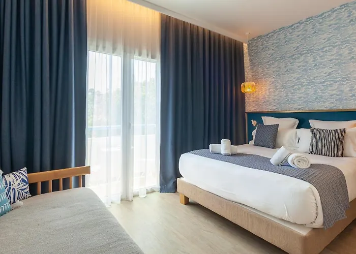 La Piscine 4* Le Lavandou