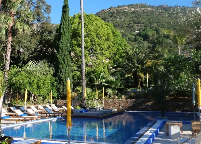 La Piscine Hotel Le Lavandou
